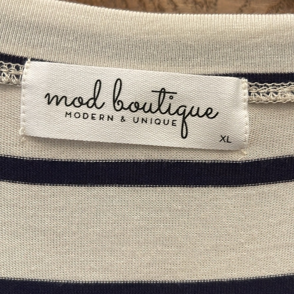 NWOT Mod Boutique Navy Striped Midi Dress Size XL - Picture 3 of 5